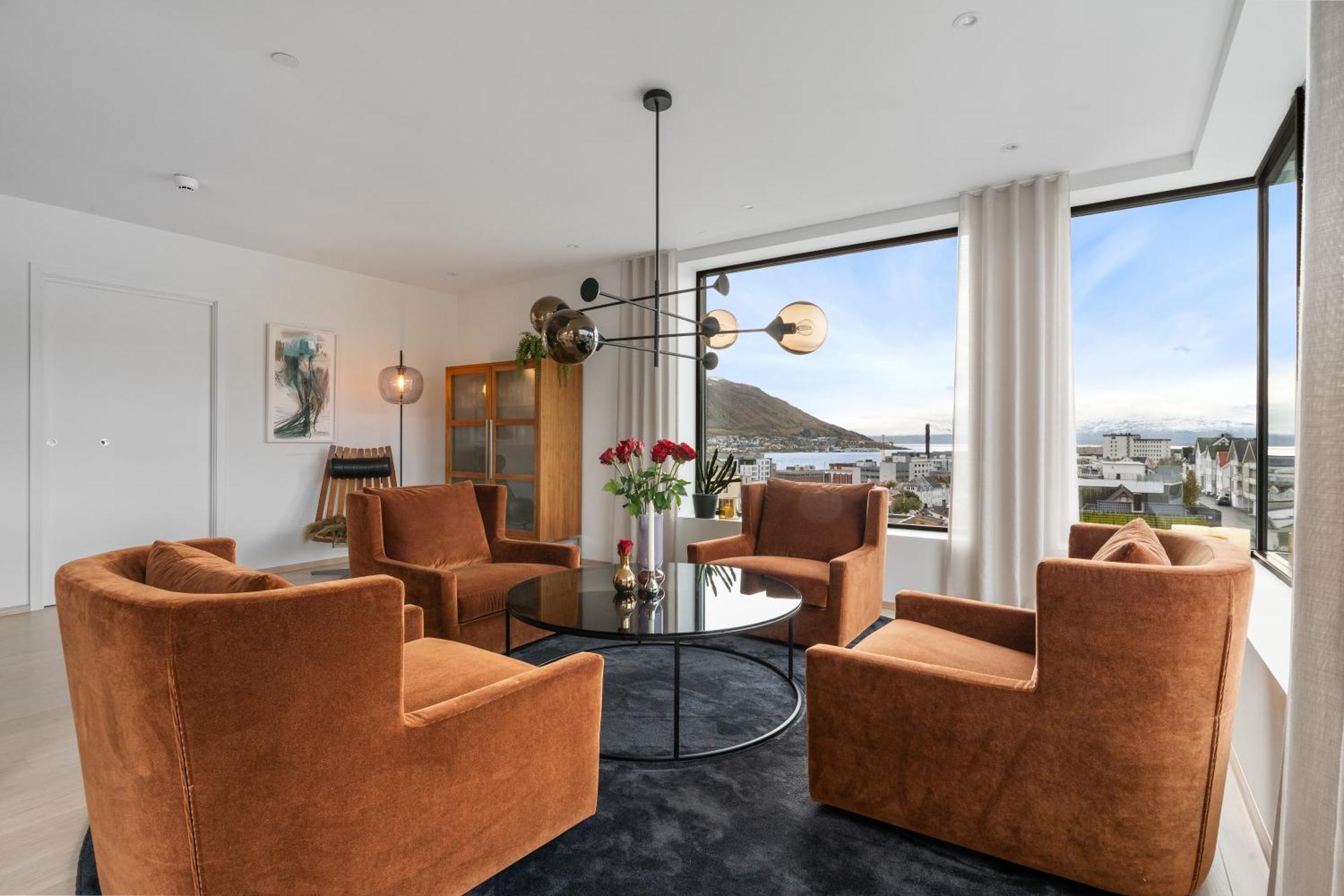 Luxury Apartment Downtown Tromso With 2 Bedrooms And 2 Bathrooms And Parking Exteriér fotografie
